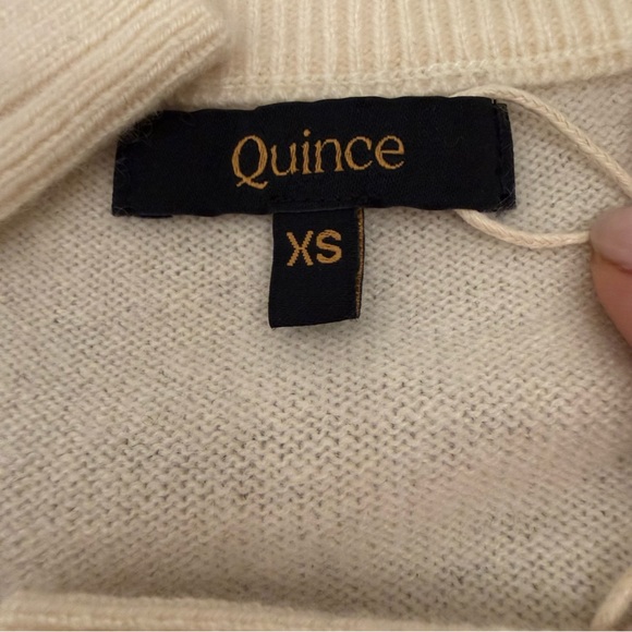Quince Mongolian Cashmere V-Neck Sweater Pullover in Ivory Size XS - Picture 5 of 7